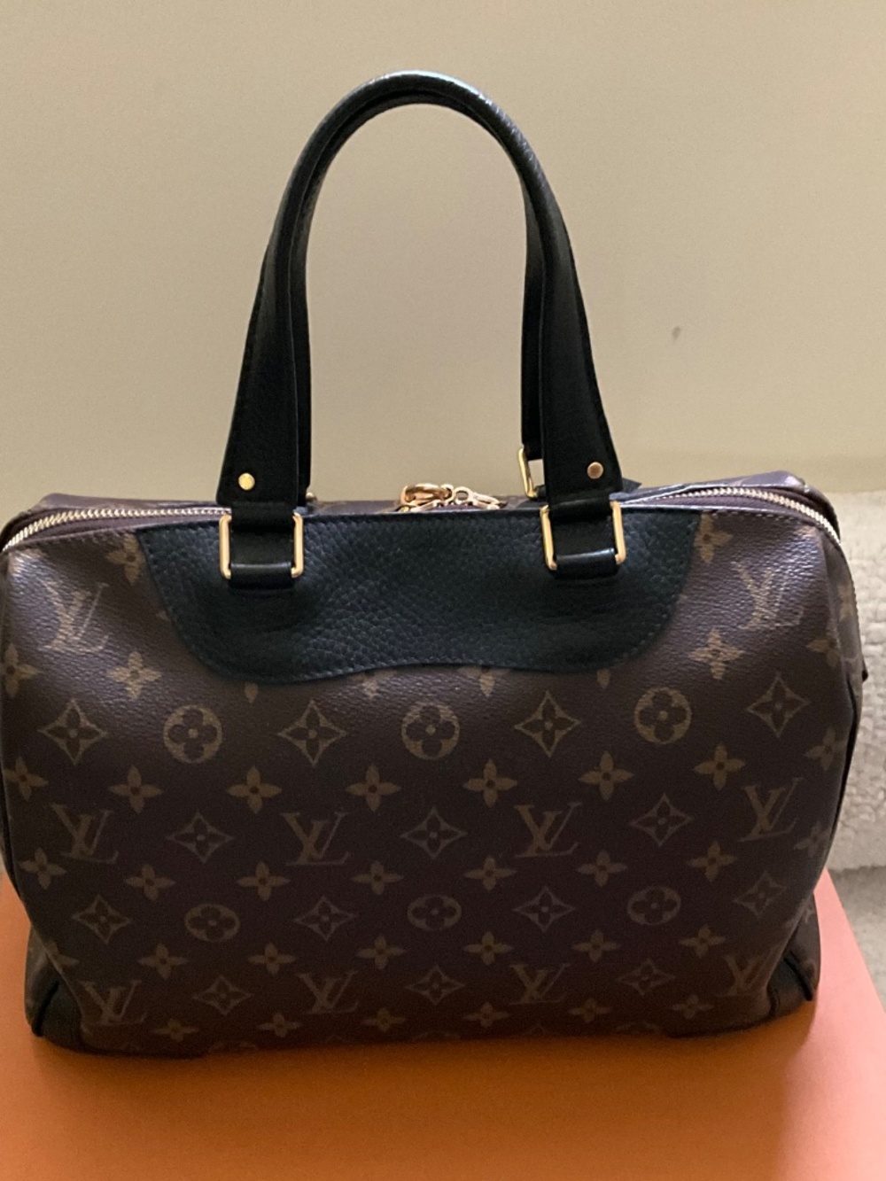 Louis Vuitton Retiro NM - Picture 4 of 10